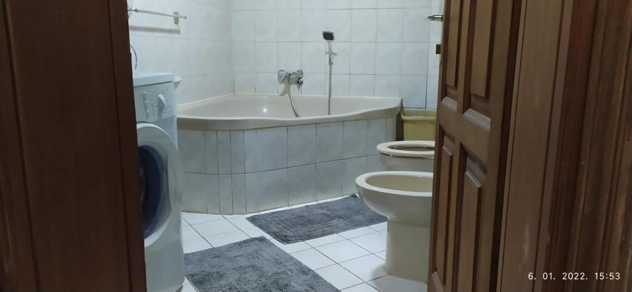 Apartman House Jasmina Bihac Bagian luar foto