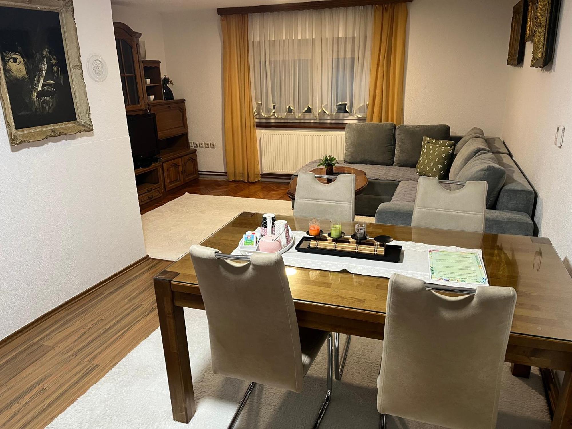 Apartman House Jasmina Bihac Bagian luar foto