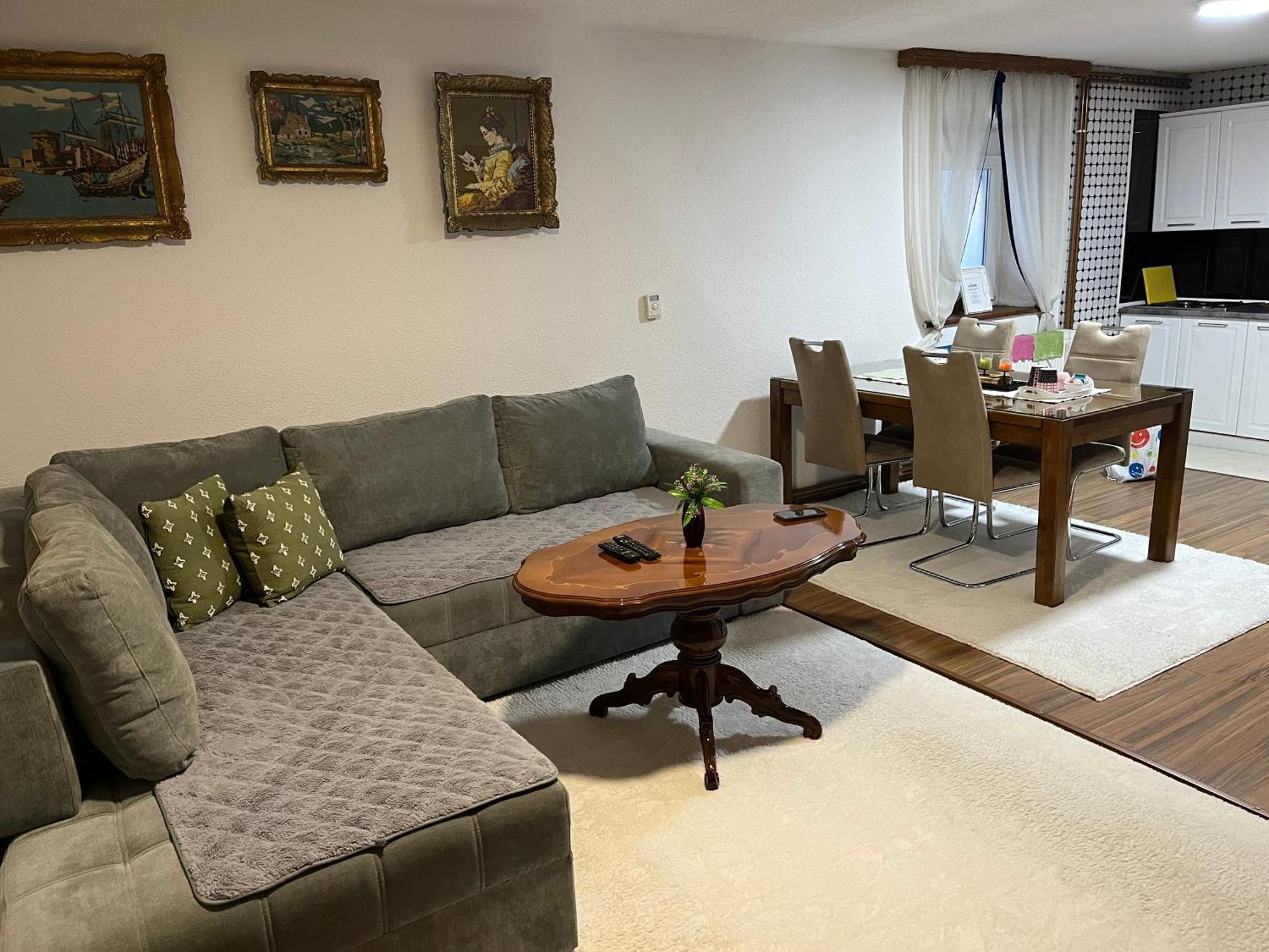Apartman House Jasmina Bihac Bagian luar foto